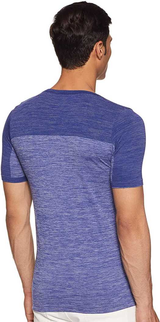 United Colors of Benetton Solid Men Round Neck Blue T-Shirt