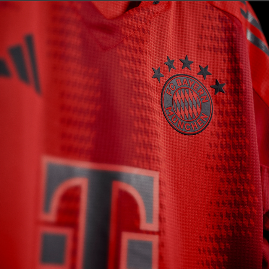 Bayern München Home Shirt 2024/25 (PLAYER VERSION)