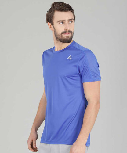 REEBOK Color Block Men Round or Crew Blue T-Shirt
